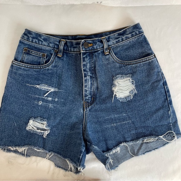 VINTAGE BILL BLASS Cut Off Distressed Denim Shorts Size 10 - Picture 1 of 7